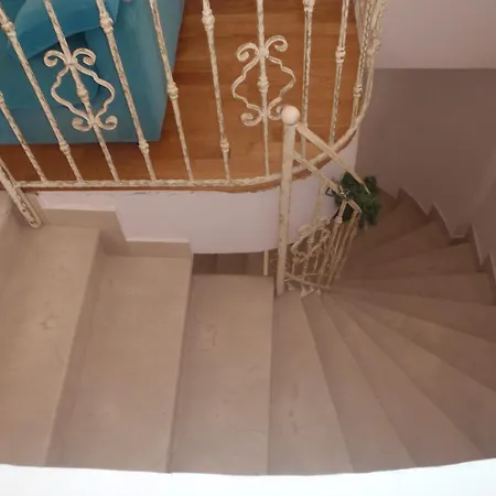 Mihaela Apartment *