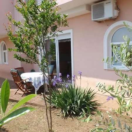Apartment Mihaela Icici
