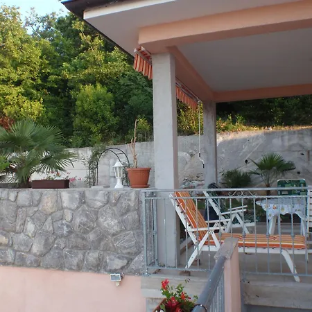 Apartment Mihaela *