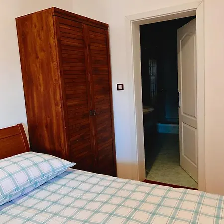 Mihaela Apartment Icici